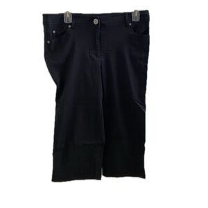 Women's Black Bermuda Short Size: 12